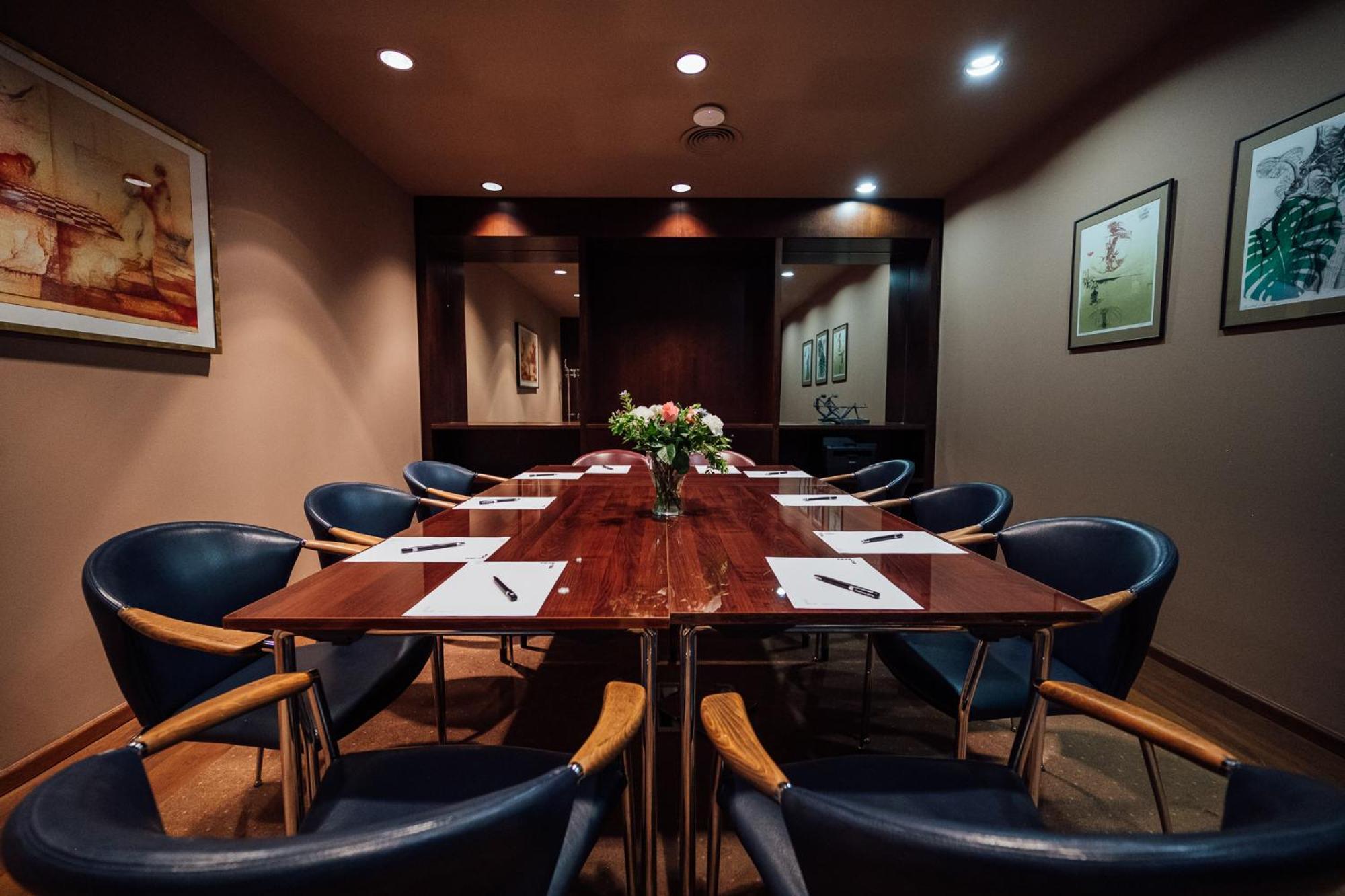 伊丽莎白双k酒店 布加勒斯特 外观 照片